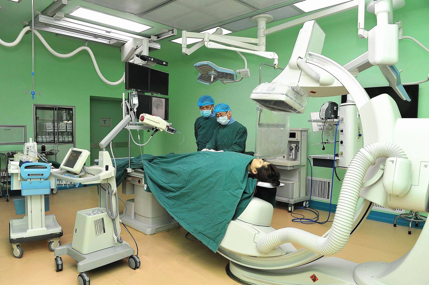 手術(shù)室凈化的設(shè)計與施工要求 手術(shù)室凈化的設(shè)計與施工要求